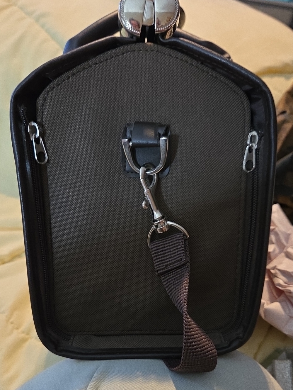 "LG" Monogram Travel bag - Picture 7 of 9